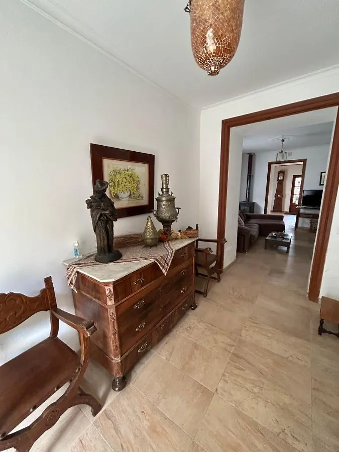 Casa Padrina Burballa Maria De La Salut Holiday home